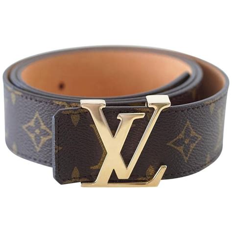 louis vuitton skuldertaske mænd|Men's Designer Belts: Luxury LV Buckles, Leather Belts .